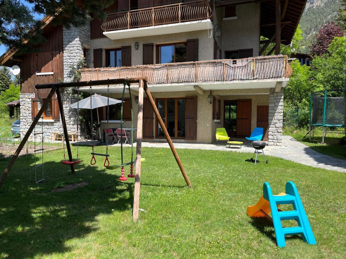 Appartement Rez De Jardin, 2 Chambres/ 4 Personnes, Garage. Briancon  Bagian luar foto